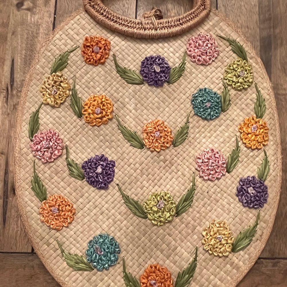 Vintage Handcrafted Straw Tote Excellent Condition Made In Philippines